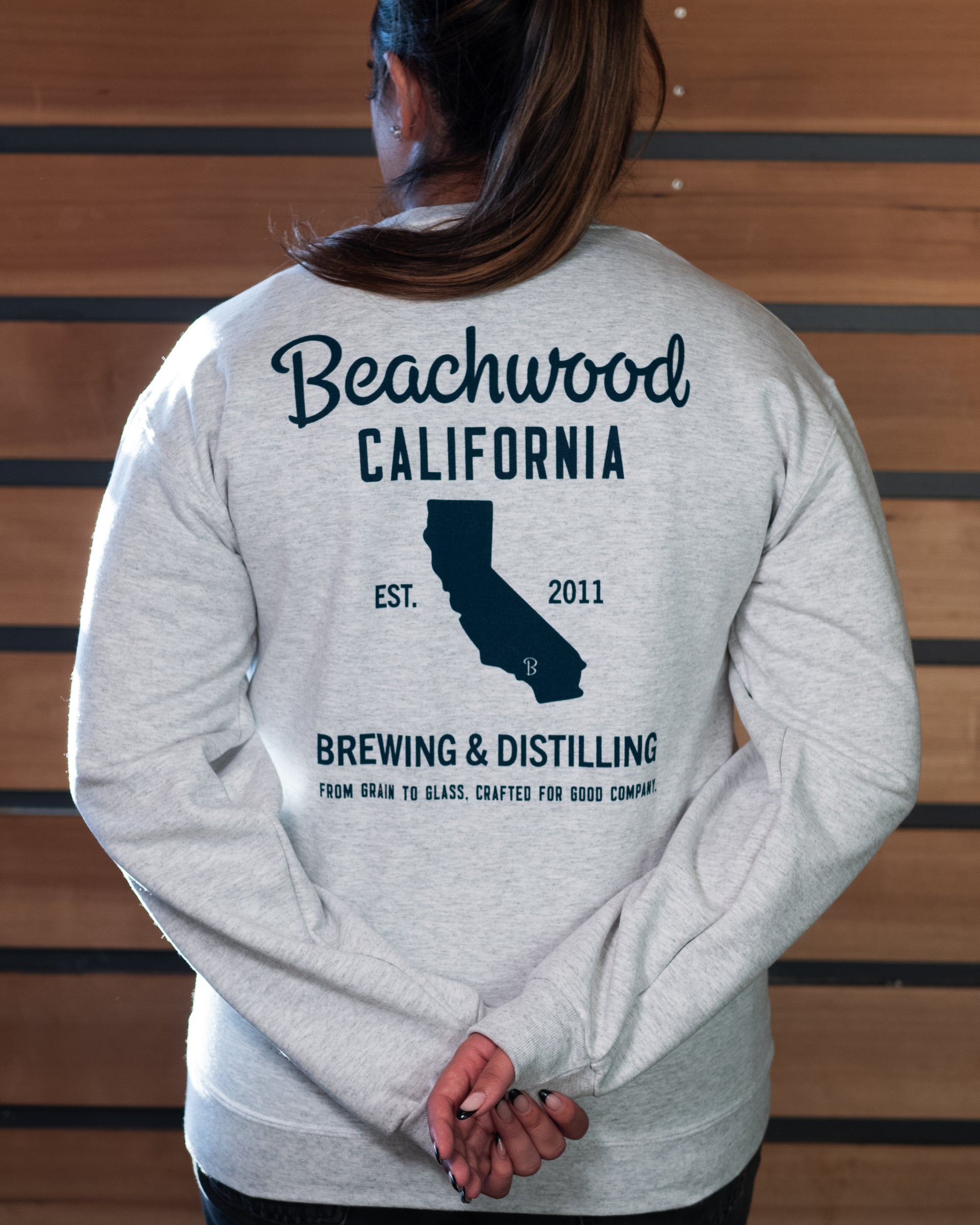 Crewneck Back Art Design Ash (Heathered Light Gray)